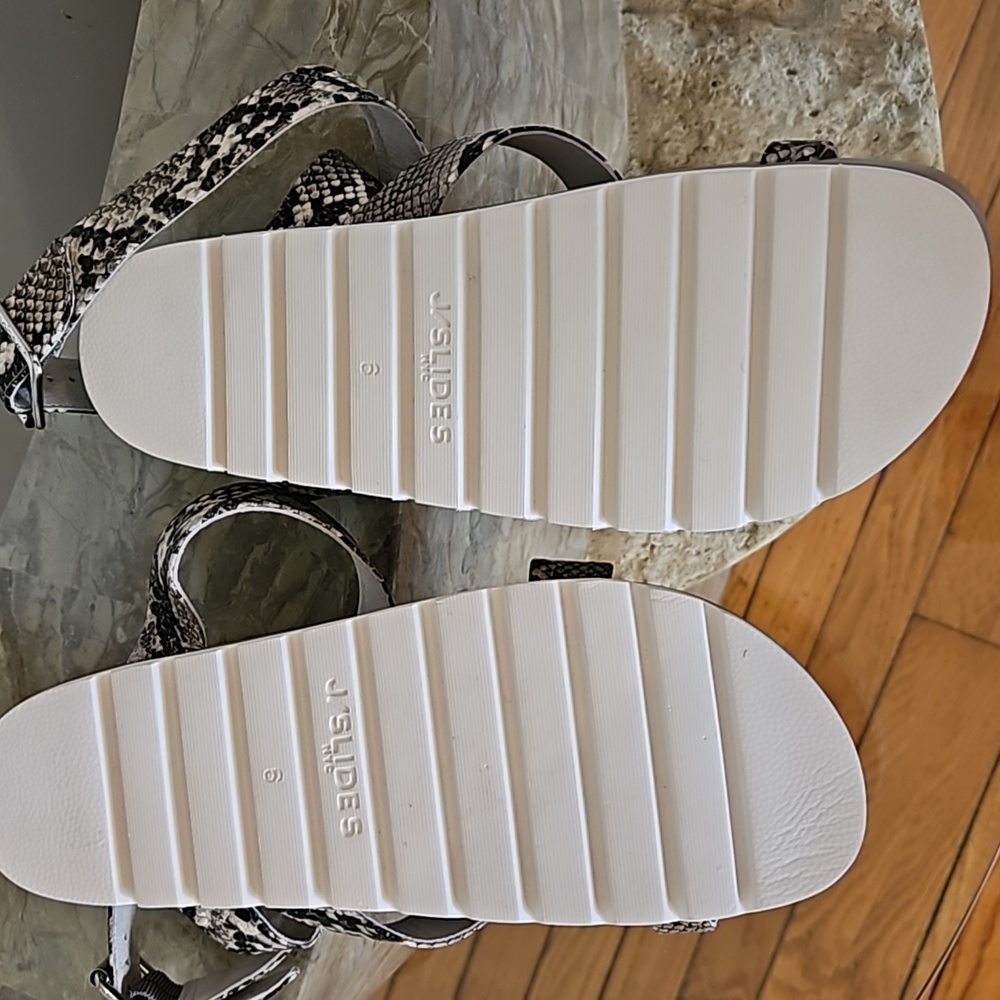 NEW J SLIDES NYC - Picture 5 of 6